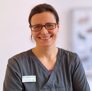 Dr. Jenny Dieckmann-Rieger - Tierärztin